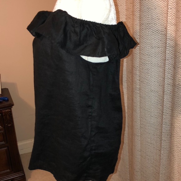 J Crew off the shoulder Top - Picture 3 of 5